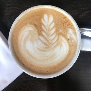 Meet your Posher, Deeandra